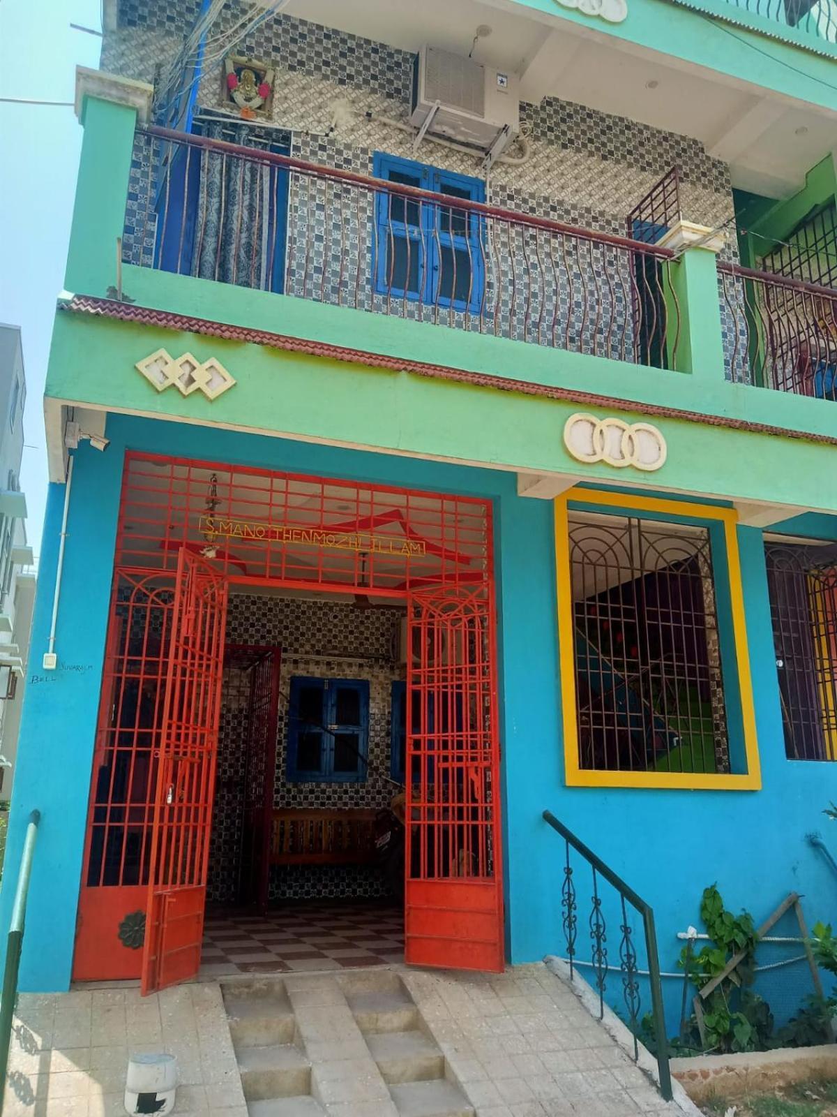 Linga Classic Homestay Kanchipuram Buitenkant foto